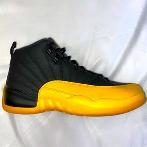 Nike Air Jordan 12 University Gold